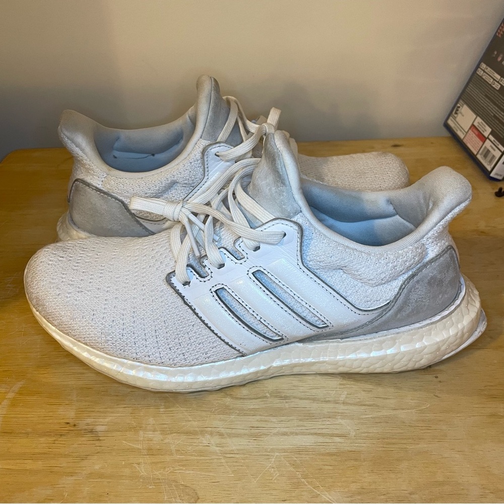 Adidas UltraBoost DNA